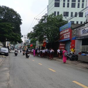 Nhà phố Quận 9 HCM đường Hồ Bá Phấn dân cư đông đúc