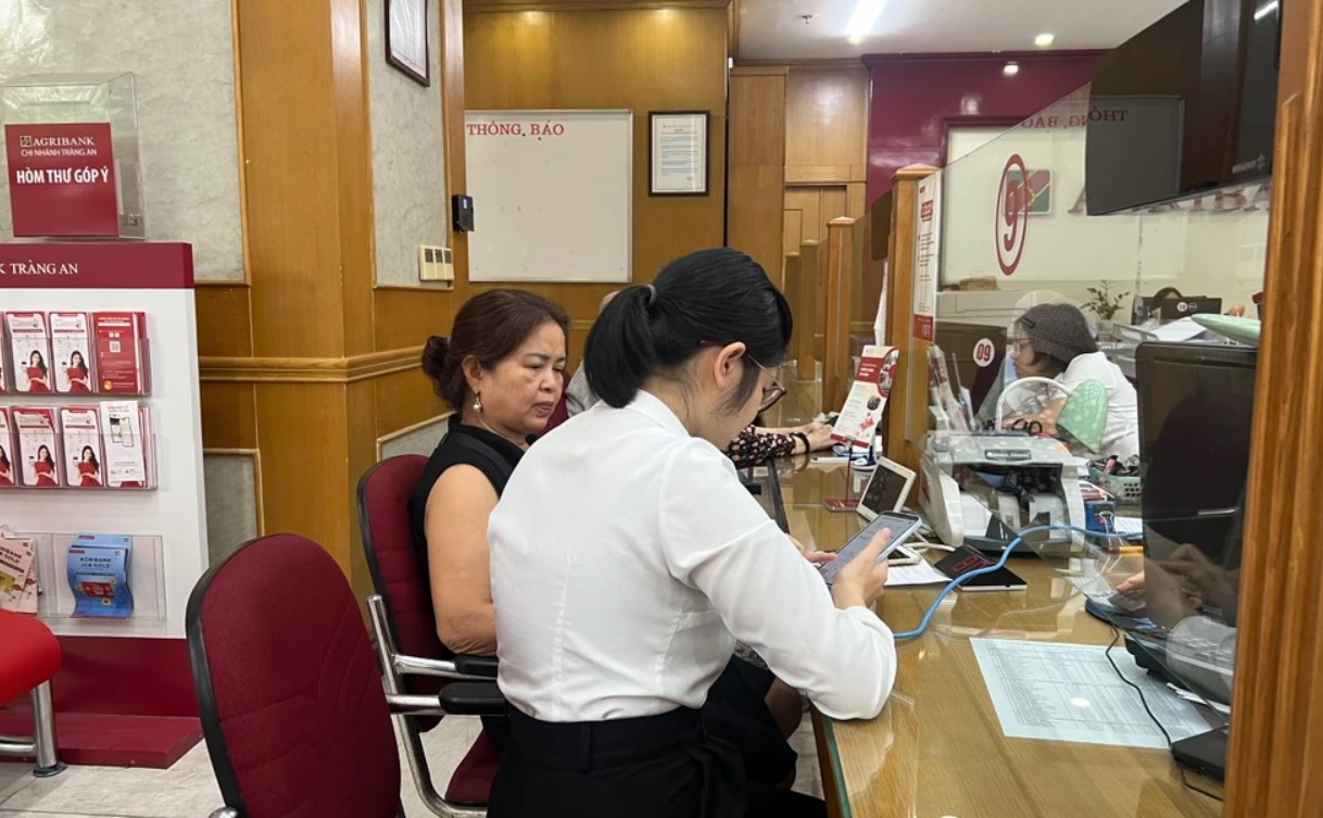 ngay tại văn phòng đăng ký đất đai Thành phố Thủ Đức đã có quầy ngân hàng