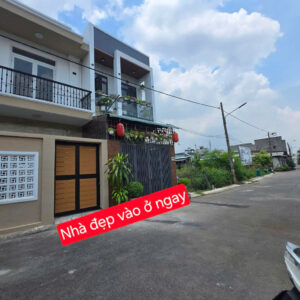 Bán nhà gần bến xe miền đông mới, 2 tầng, dân cư đông