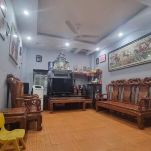 Bán nhà đường 198 phường Phước Long, nhà 3 tầng nhà đẹp