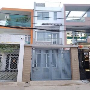 Bán nhà quận 2 gần bệnh viện Lê Văn Thịnh, mặt tiền kinh doanh